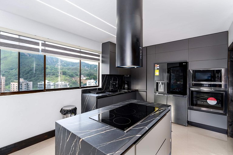 Lujoso penthouse | Jacuzzi privado y sauna