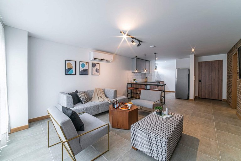 E201 • Precioso apartamento de 2 dormitorios, aire acondicio