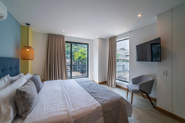 E201 • Precioso apartamento de 2 dormitorios, aire acondicio