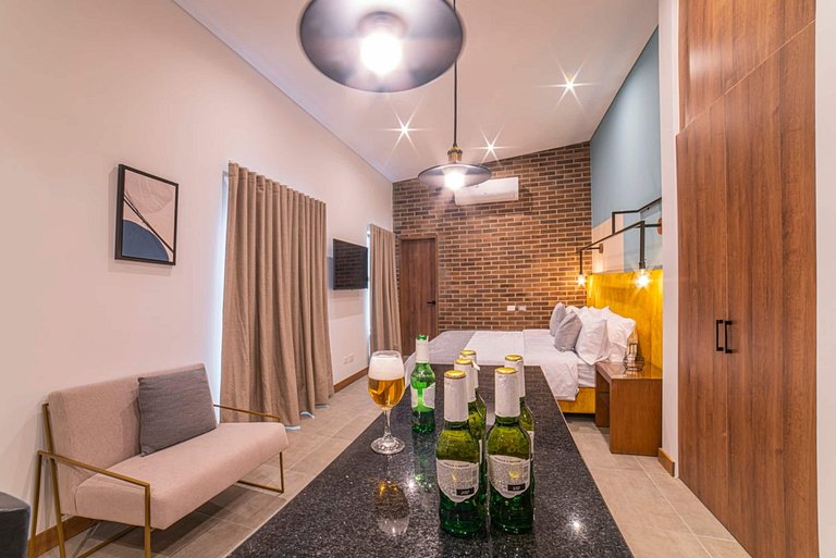 E202 • Estudio en el maravilloso y accesible a pie barrio de