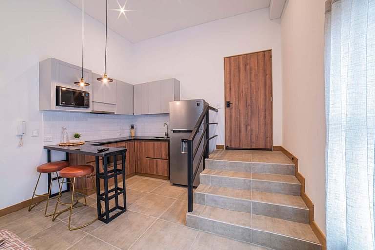 E303 • Ático de 3 dormitorios • Terraza, aire acondicionado
