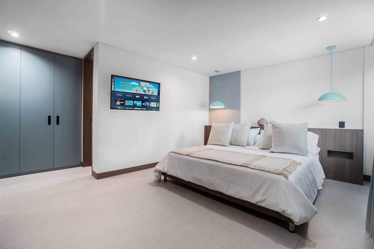 Hygge 501 • 2 dormitorios | 2 baños | Balcón • Cerca de Gran