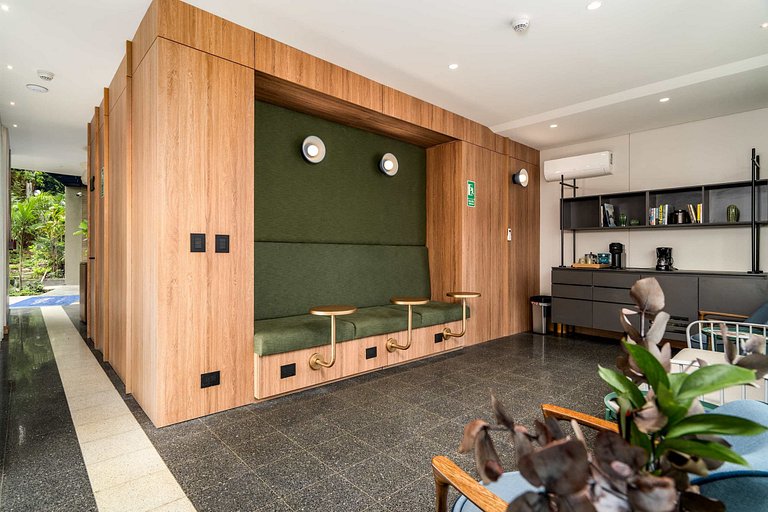 Deluxe de 3 camas • Terraza con jacuzzi • A+ Granada | 404