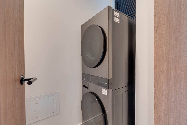 Dúplex de lujo en Granada | 2 dormitorios/2 baños | 201