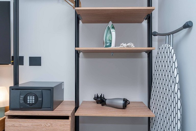 Deluxe de 2 dormitorios y 2 baños en Granada, la mejor ubica