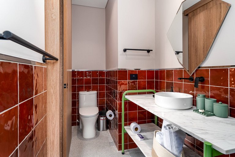 Deluxe de 2 dormitorios y 2 baños en Granada, la mejor ubica