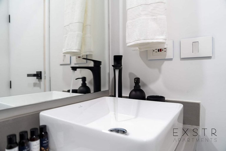 RM405 | Estudio tranquilo, piscina, gimnasio | Santa Teresit