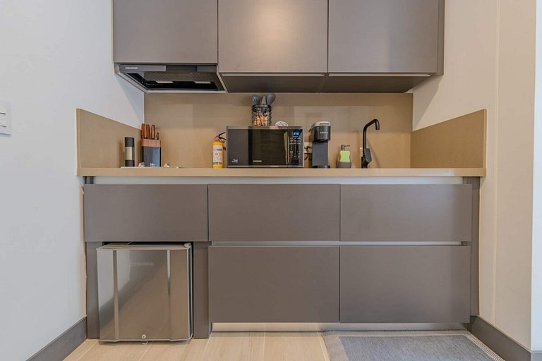 RM505 | Estudio moderno | Piscina, gimnasio y wifi rápida |