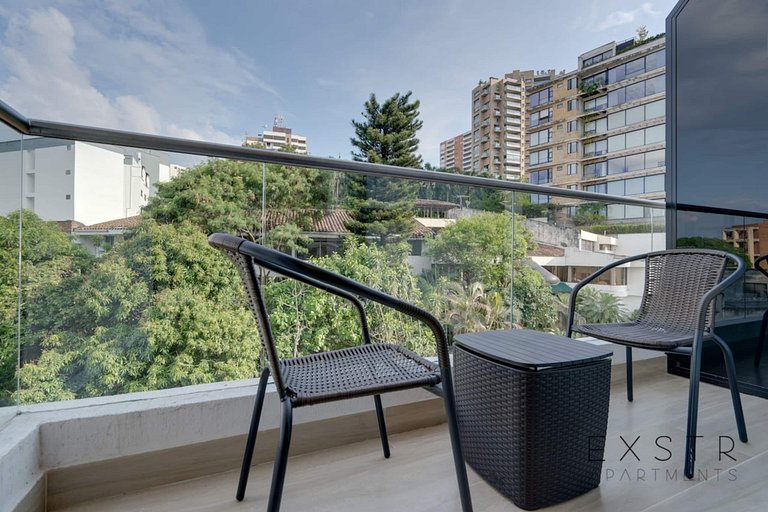 RM805 • Estudio maravilloso • Balcón • Piscina y gimnasio