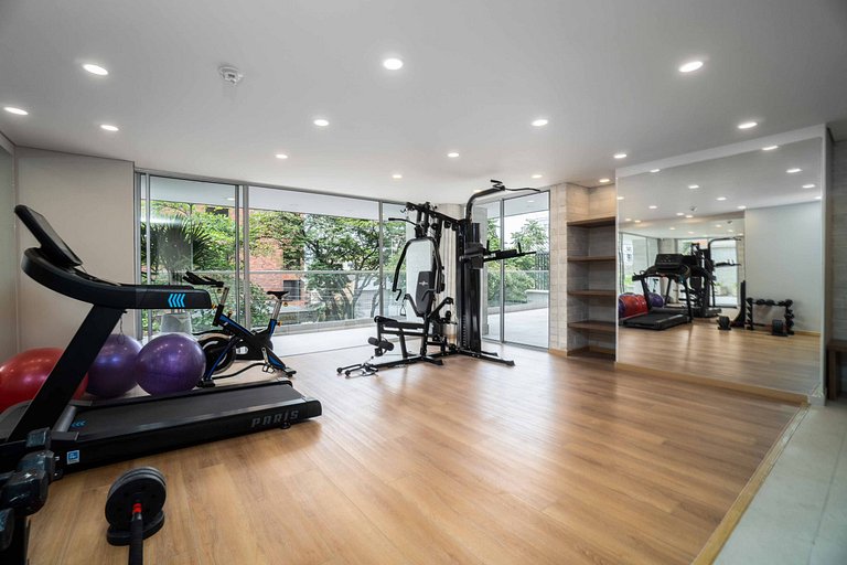 H105 | Lujoso 2 dormitorios | Piscina | Balcón | Seguridad l
