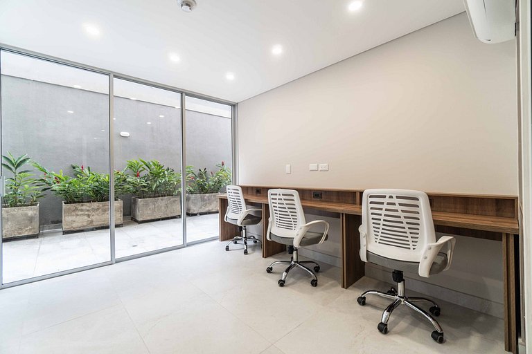 H702 • Balcón increíble • Piscina y gimnasio • Cerca de Gran