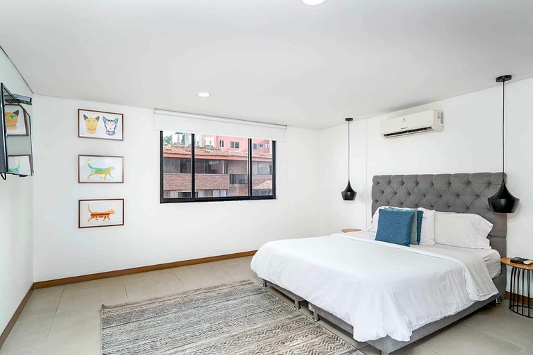 Amplio y encantador, 3 habitaciones • A/C • El Peñón