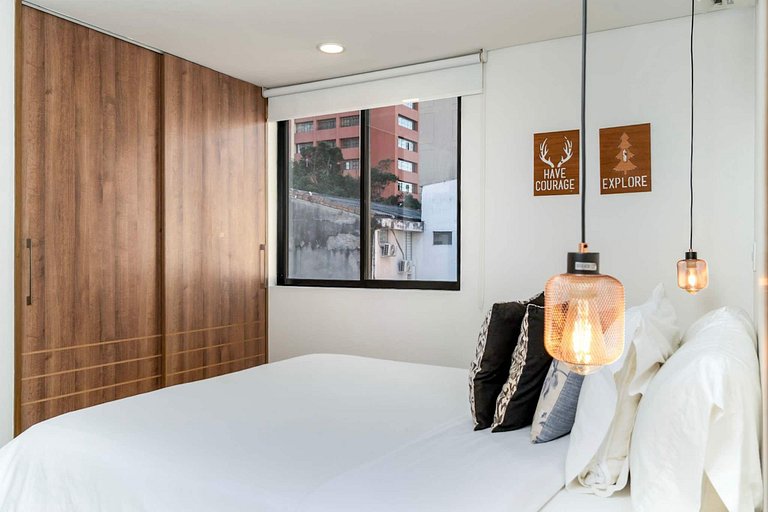 Amplio y encantador, 3 habitaciones • A/C • El Peñón