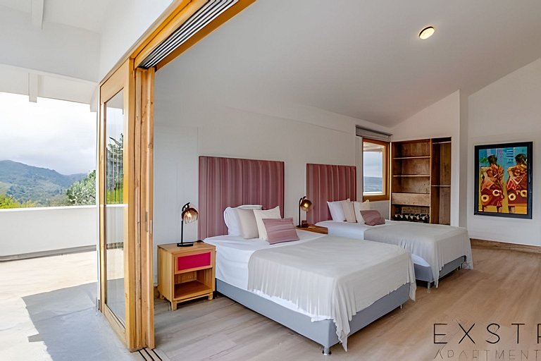 FincaSanAntonio · Dream Escape Lago Calima: Pool, Jacuzzi, C